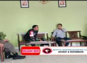 Sinergitas TNI – Polri Wilayah Hukum Polsek Leuwiliang Melalui Bhabinkamtibmas Dan Bhabinsa Sambangi Kantor Desa Beri Himbauan Kamtibmas Dan Ajak Jaga Konsudiftas Wilayah Binaan