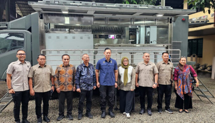 PT.INDRAPRASTA MULIA TEHNIK (IMT) dikunjungi langsung AHY ke Garasi Karoseri 100, oleh Menteri kordinator bidang infrastruktur dan pembangunan.