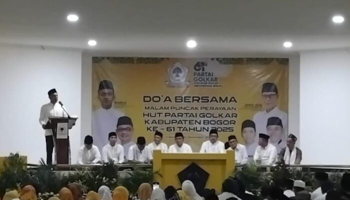 WAKIL BUPATI BOGOR ADE RUHANDI ( JARO ADE ) DAN KEDER GOLKAR HADIRI PUNCAK HUT PARTAI GOLKAR KE – 61 SEKALIGUS PENGGALANGAN DANA UNTUK KORBAN BENCANA ALAM DI PULAU SUMATRA.