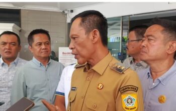 WAKIL BUPATI BOGOR H. ADE RUHANDI (Jaro Ade ) BANTAH KERAS INTIMIDASI KADES TERKAIT KONFLIK AGRARIA DI CIJERUK DAN CIGOMBONG BOGOR.