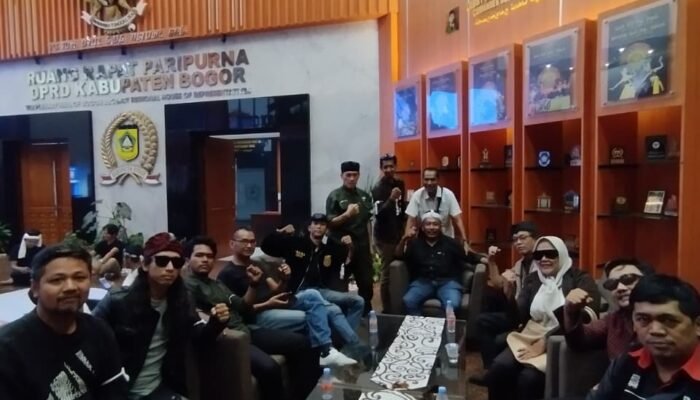 Ketua DPRD SASTRA WINARA DAN Ketua Komisi 1 DPRD Kabupaten Bogor IRFAN MAULANA ( IPEK ) MENDAPAT SOROROTAN TAJAM DARI PETISI 26