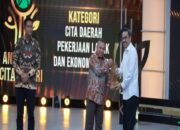 Bupati Bogor Dianugerahi Penghargaan Cita Daerah atas Komitmen Membangun Pekerjaan Layak dan Ekonomi Lokal Bupati Bogor Dianugerahi Penghargaan Cita Daerah atas Komitmen Membangun Pekerjaan Layak dan Ekonomi Lokal