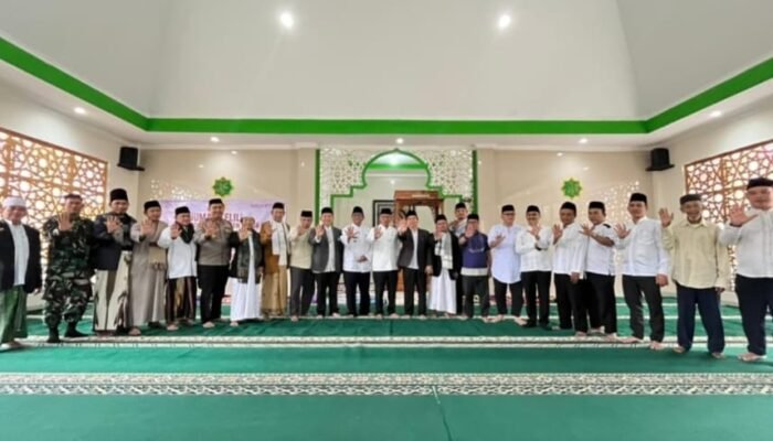 Pemkab Bogor Gelar Jumling Di Masjid Besar Cijeruk, Serap Aspirasi dan Perkuat Silaturahmi Pemkab Bogor Gelar Jumling Di Masjid Besar Cijeruk, Serap Aspirasi dan Perkuat Silaturahmi.