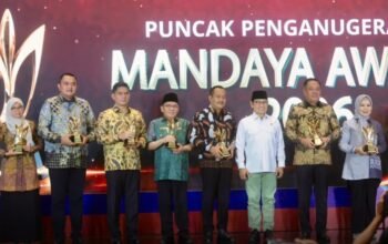 Bupati Bogor Rudy Susmanto Bawa Kabupaten Bogor Raih Penghargaan Penurunan Kemiskinan Terbaik